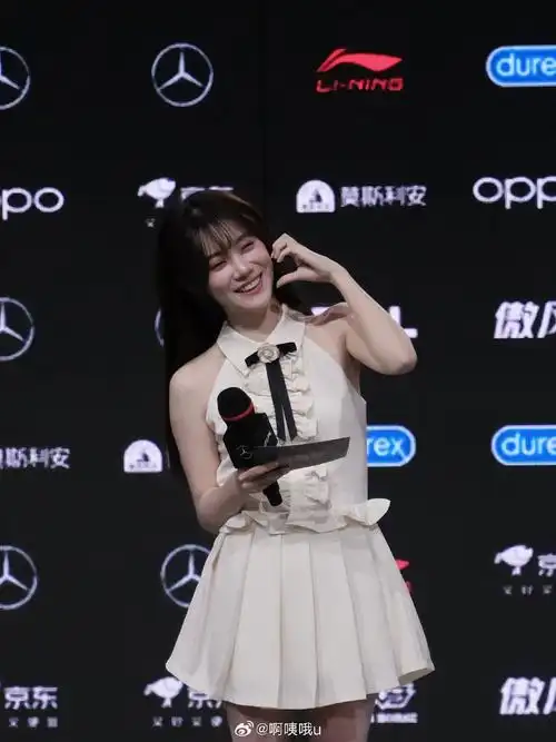 世界杯主持新星小钰跨界亮眼，数据盘点足坛主持天团战力榜